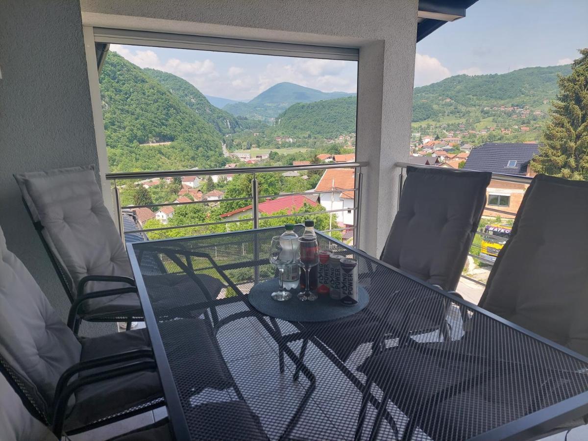 Apartman Kis 亚伊采 外观 照片