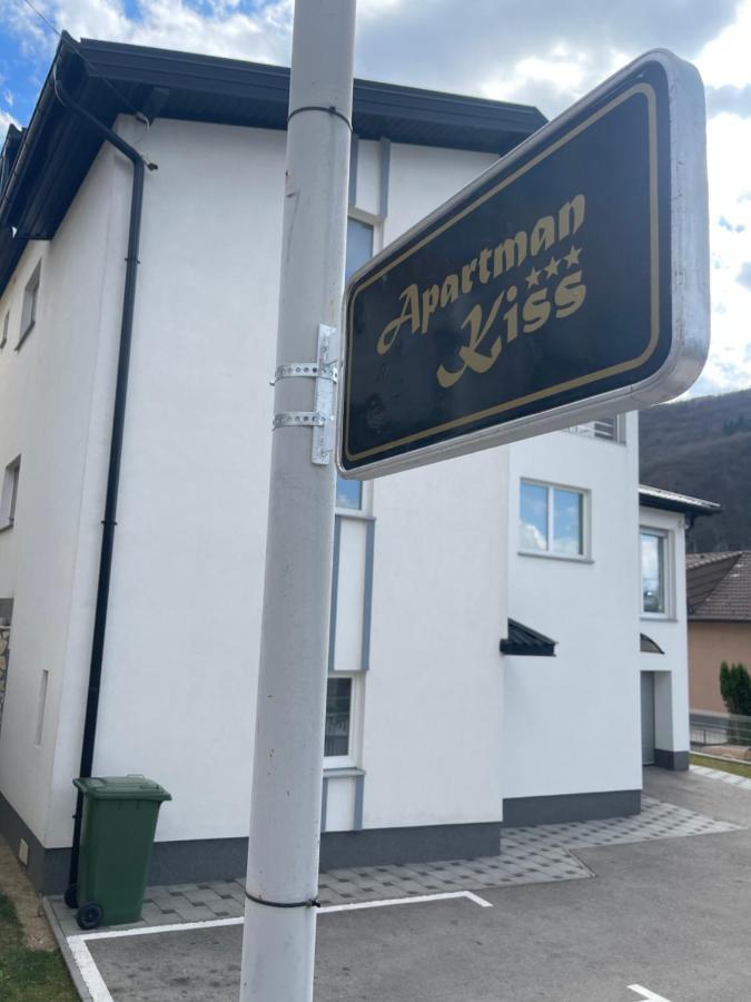 Apartman Kis 亚伊采 外观 照片