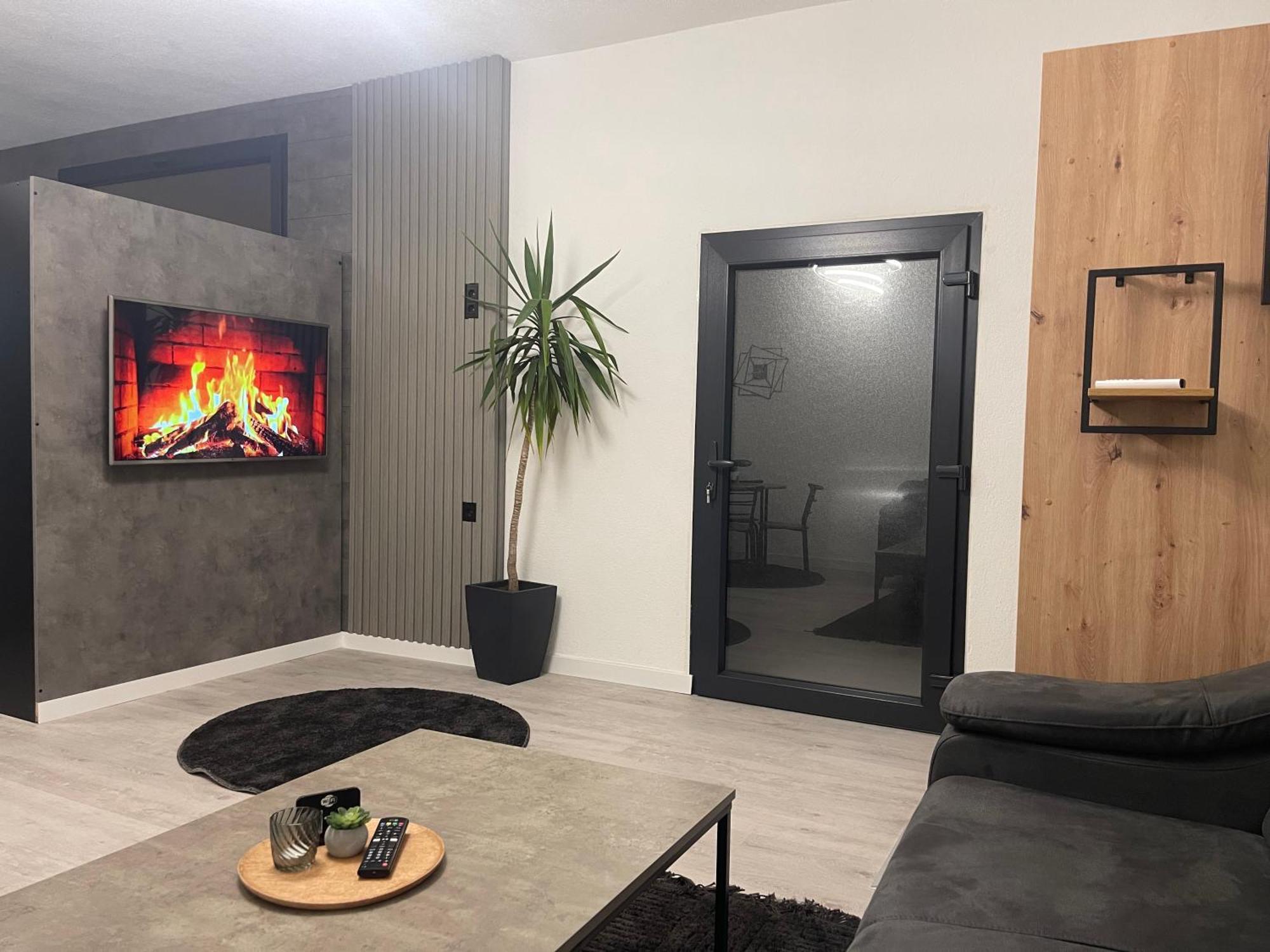 Apartman Kis 亚伊采 外观 照片